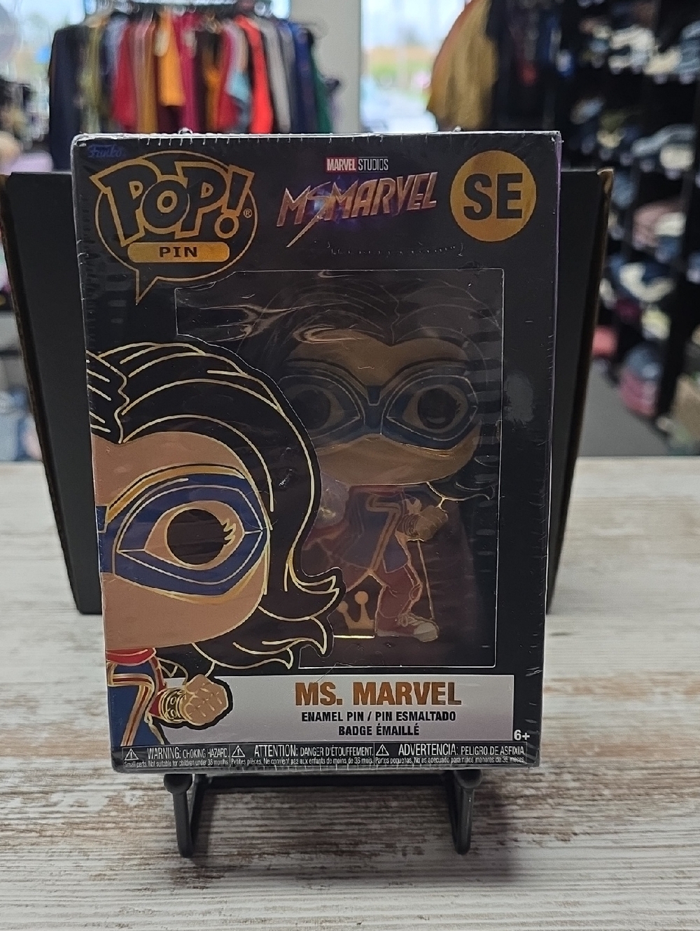 Funko Ms. Marvel Enamel Pin - Gold, Blue, Red